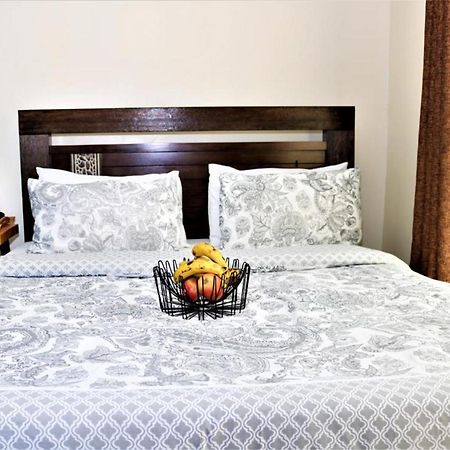 Nairobi Boutique Inn Екстер'єр фото